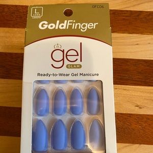 GoldFinger By Kiss Gel Glam Nails